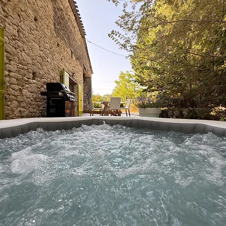 Domaine La Bellevue - Le Petit Nid Charme & Nature *