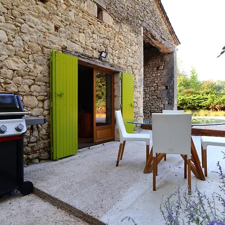 Domaine La Bellevue - Le Petit Nid Charme & Nature Esclottes
